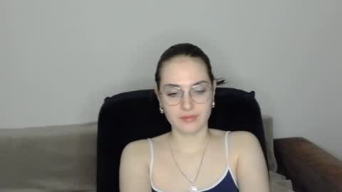 mila_keyy online show from 04/07/26, 08:09