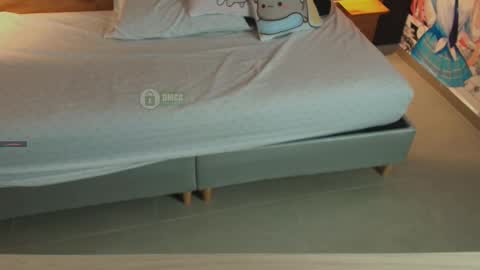 Milena  online show from 11/11/25, 11:10