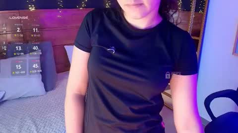 Snapshot of mila_kiitty chatting on 06/30/26, 11:22 Milena online show from 06/30/26, 11:22