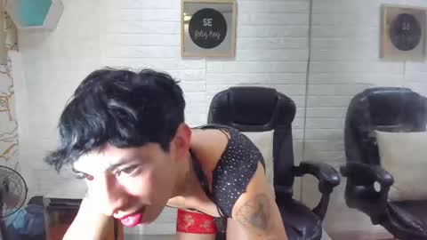 Snapshot of mila_leon chatting on 10/02/25, 03:13 Mila online show from 10/02/25, 03:13