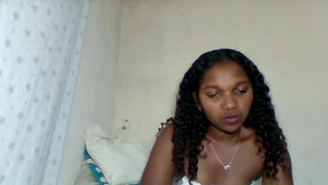 Snapshot of mila_lunah chatting on 04/29/26, 05:41 mila_lunah online show from 04/29/26, 05:41