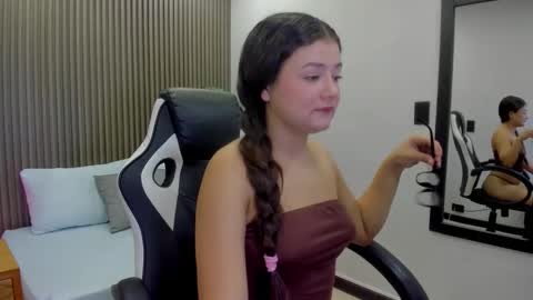 mila_pinkett online show from 02/24/26, 07:23