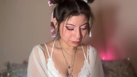 Mila online show from 01/15/26, 07:06