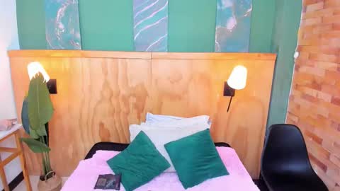 Mila and samy online show from 02/24/26, 12:36