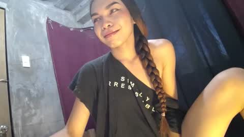 Snapshot of mila_seductressxx chatting on 06/16/26, 12:46 mila_seductressxx online show from 06/16/26, 12:46