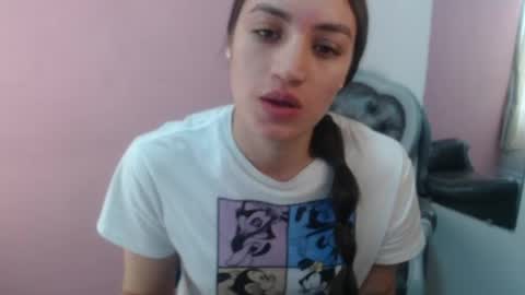 mila_sexy69 online show from 06/01/26, 02:52