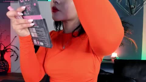 Mila online show from 02/06/26, 11:24