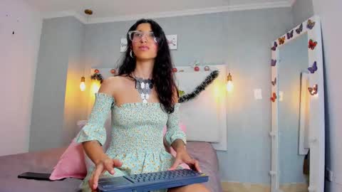          online show from 12/31/24, 01:57