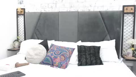 mila online show from 02/20/25, 02:46