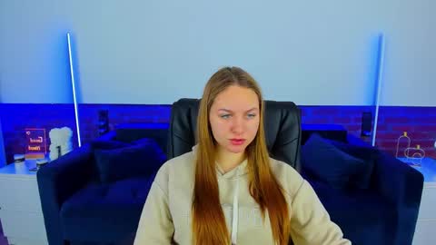 Milla online show from 02/03/26, 07:02