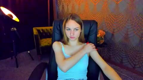 Snapshot of milaaddam chatting on 06/25/26, 06:29 Milla online show from 06/25/26, 06:29