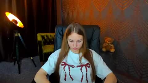 Snapshot of milaaddam chatting on 07/01/26, 05:31 Milla online show from 07/01/26, 05:31