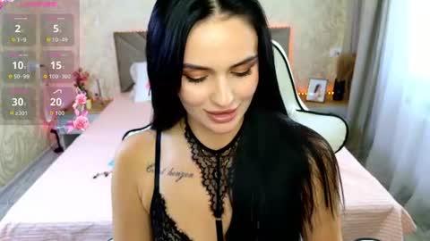 Snapshot of milaasweety chatting on 06/25/26, 01:15 Mila online show from 06/25/26, 01:15