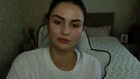 Snapshot of milaasweety chatting on 07/10/26, 02:19 Mila online show from 07/10/26, 02:19