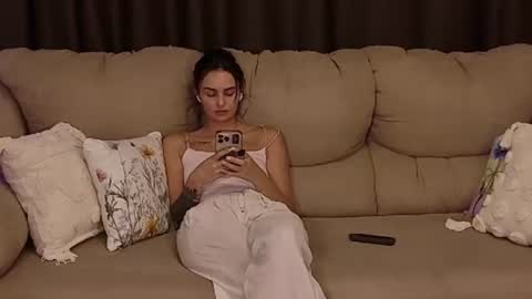 Snapshot of milaasweety chatting on 07/28/26, 05:34 Mila online show from 07/28/26, 05:34
