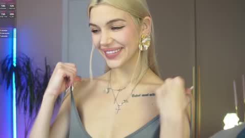 Mila and u can call me sweet bunny online show from 02/07/26, 10:52