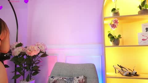 milacrave online show from 03/26/26, 11:49