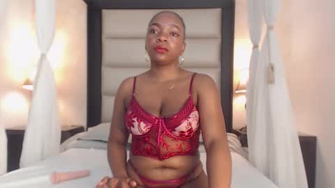 Mila online show from 02/06/26, 08:12