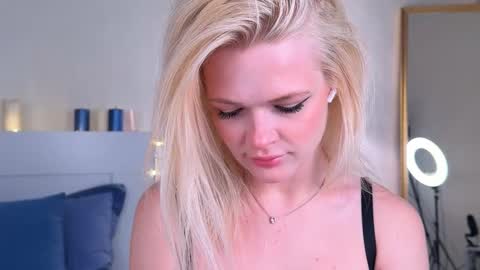 Miss Cutie online show from 03/06/26, 04:31