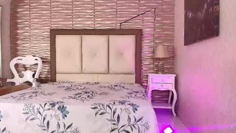 miladiosa online show from 05/21/26, 11:39