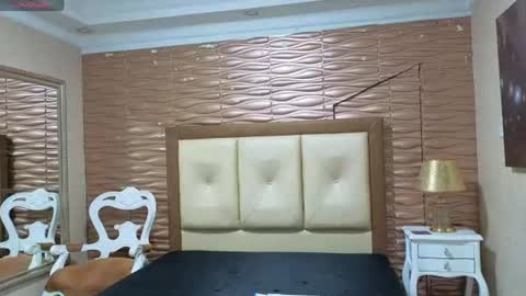 miladiosa online show from 06/30/26, 11:55