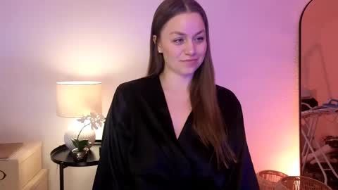 Mila Fleur online show from 02/14/25, 03:05