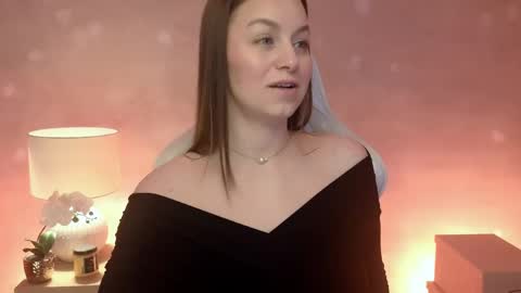 Mila Fleur online show from 05/12/26, 02:14
