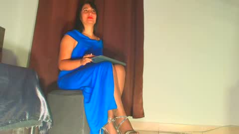 Snapshot of milahot23 chatting on 07/12/26, 12:07 mila online show from 07/12/26, 12:07