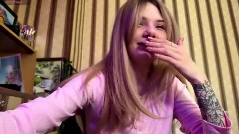 milakittys online show from 06/23/26, 09:40