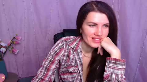 Snapshot of milaloona chatting on 03/01/26, 07:32 Milaloona online show from 03/01/26, 07:32