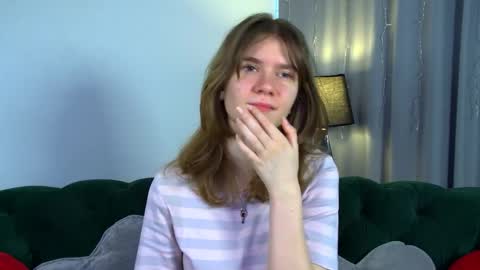 Mila online show from 04/05/26, 06:32