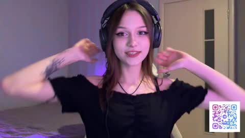 milamiuu online show from 02/16/26, 03:41