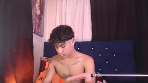 Milan Anxel online show from 02/11/26, 01:54