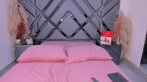 milan_lewiss online show from 09/11/25, 11:43