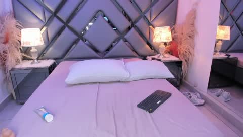 milan_lewiss online show from 03/31/26, 12:05