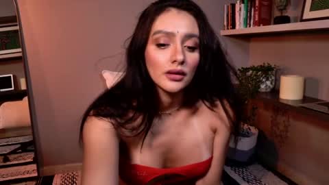 milana online show from 04/20/26, 11:28