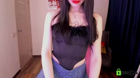 Snapshot of milana_miln chatting on 05/22/26, 01:39 Milana online show from 05/22/26, 01:39
