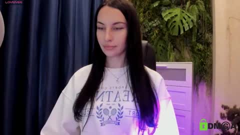 Snapshot of milana_miln chatting on 06/01/26, 03:14 Milana online show from 06/01/26, 03:14