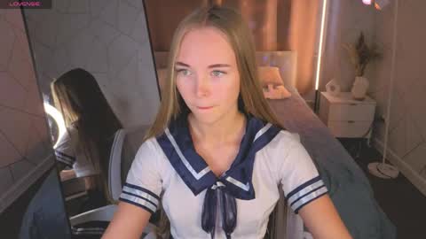 Snapshot of milana_sorrento chatting on 05/28/26, 01:03 Milana online show from 05/28/26, 01:03
