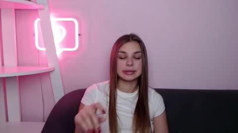 milanaangelas online show from 03/07/26, 05:54