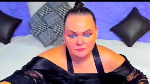 Lana online show from 11/03/25, 12:50