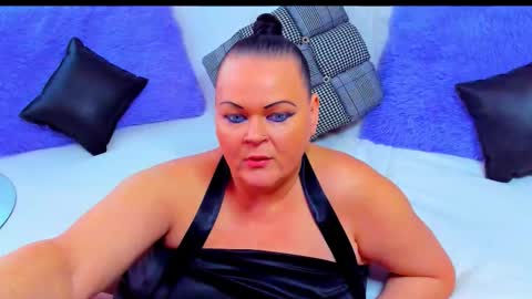 Lana online show from 11/25/25, 09:09