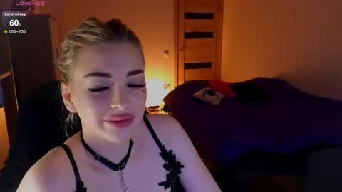 Lana online show from 05/09/26, 08:03