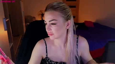 Lana online show from 05/30/26, 10:40