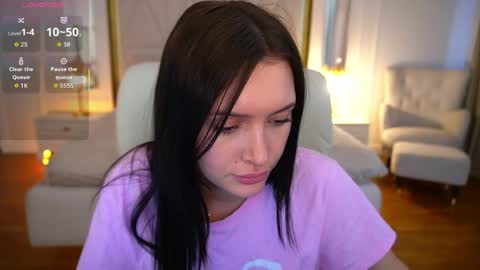 Snapshot of milanamusee chatting on 04/27/26, 01:20 Milana online show from 04/27/26, 01:20
