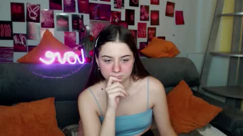 milanaroz online show from 11/07/25, 06:13