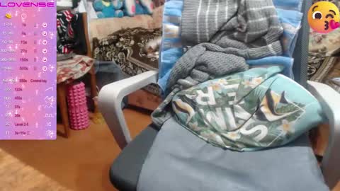 Snapshot of milanasvethoney chatting on 10/10/25, 04:06 Luna-- link in bio online show from 10/10/25, 04:06