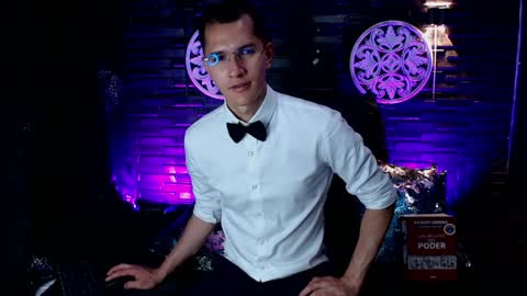 milandavid1 online show from 03/24/26, 06:46