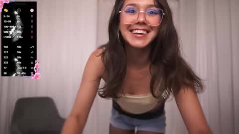 Snapshot of milanianew chatting on 10/14/25, 01:28 milanianew online show from 10/14/25, 01:28