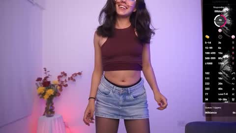 Snapshot of milanianew chatting on 11/22/25, 04:33 milanianew online show from 11/22/25, 04:33